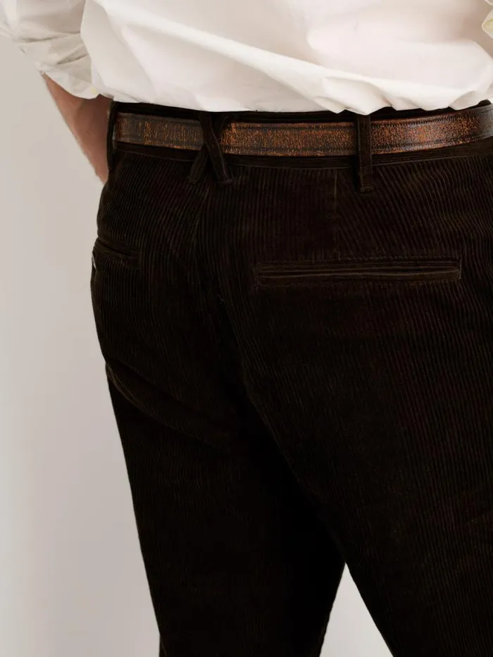 Alex Mill Standard Pleated Pant In Corduroy Long Inseam Chocolate Men Suiting Blazers
