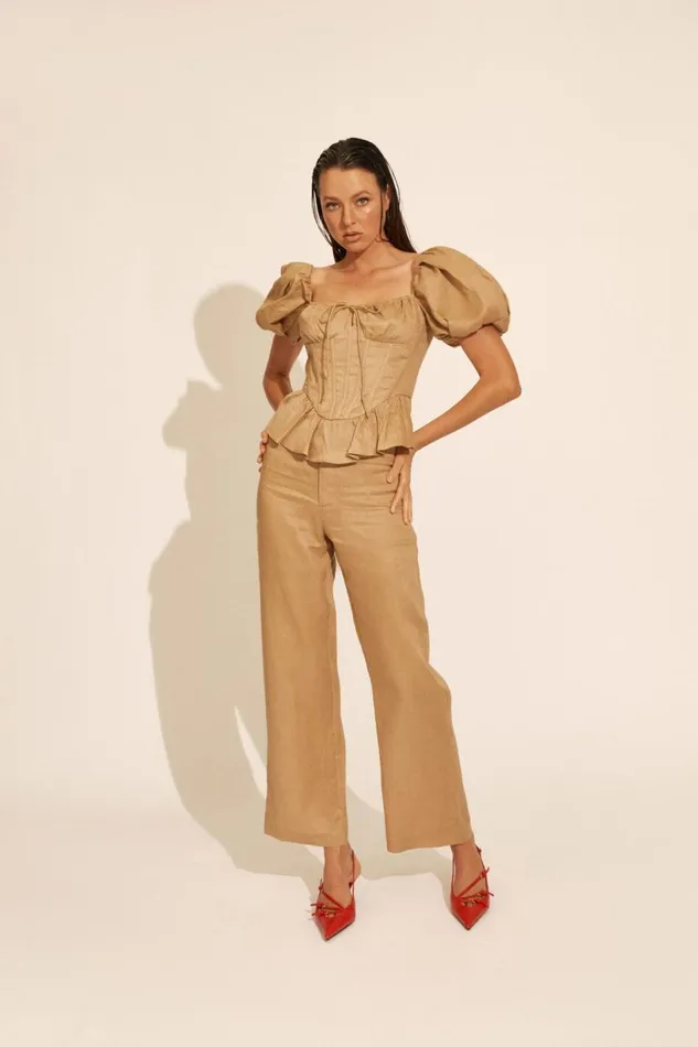Bardot Corsets Women Esra Puff Sleeve Corset Top In Latte Latte