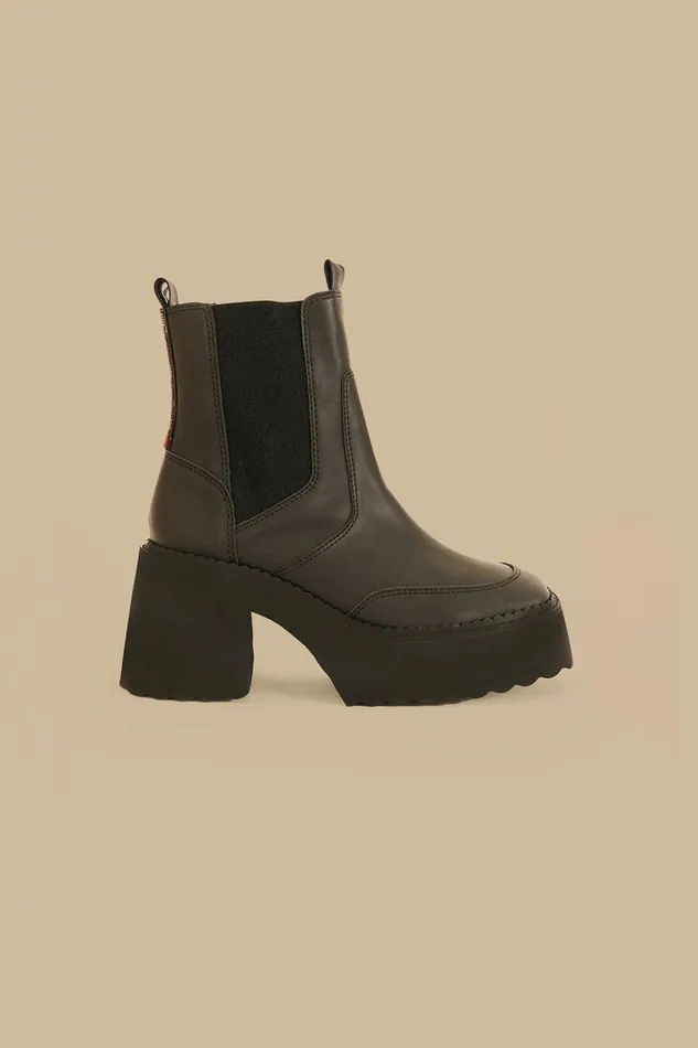 Black Block Heel Chelsea Boot Women FARM Rio Boots and Sneakers