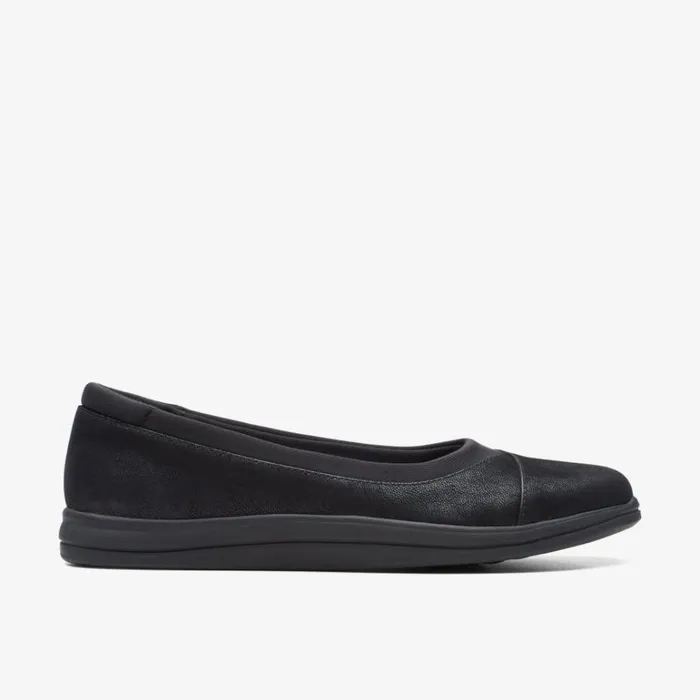 Clarks Brinkley Ayla Black Slip Ons Black Women Cloudsteppers