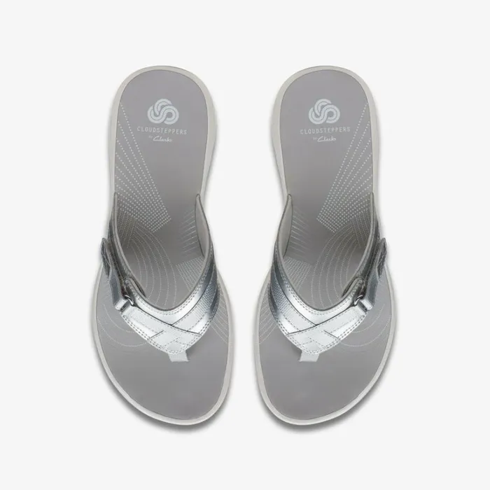 Clarks Brinkley Sea Silver Synthetic Flip Flops Silver Synthetic Women Sliders And Flip Flops