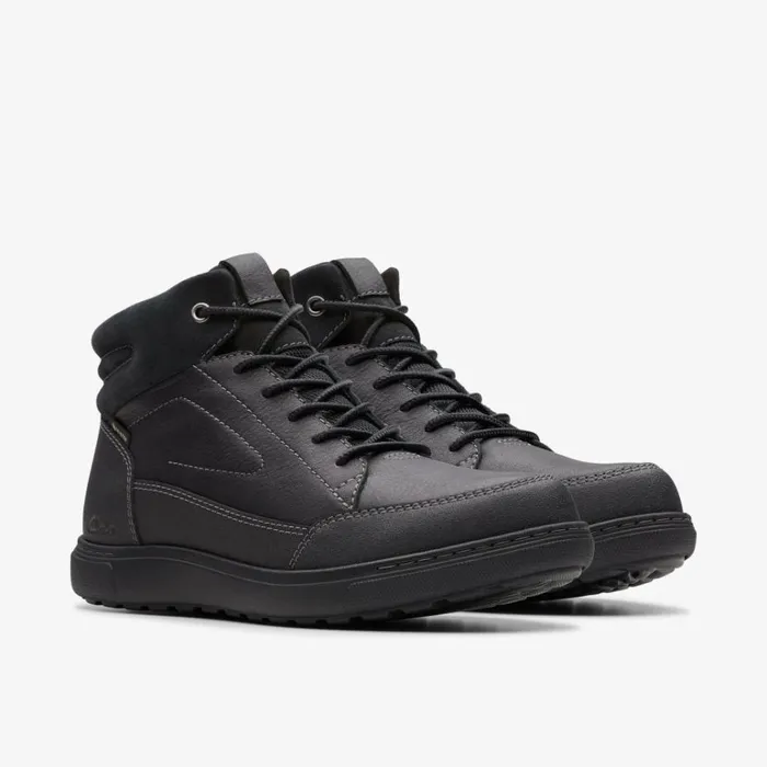 Clarks Mapstone Hi GORETEX Black Warmlined Leather Ankle Boots Black Warmlined Leather Men High Grip Shoes And Boots