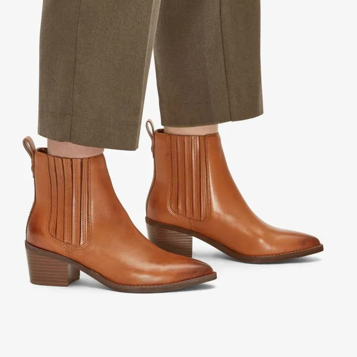 Clarks Morzine Top Tan Leather Chelsea Boots Tan Leather Women Chelsea Boots