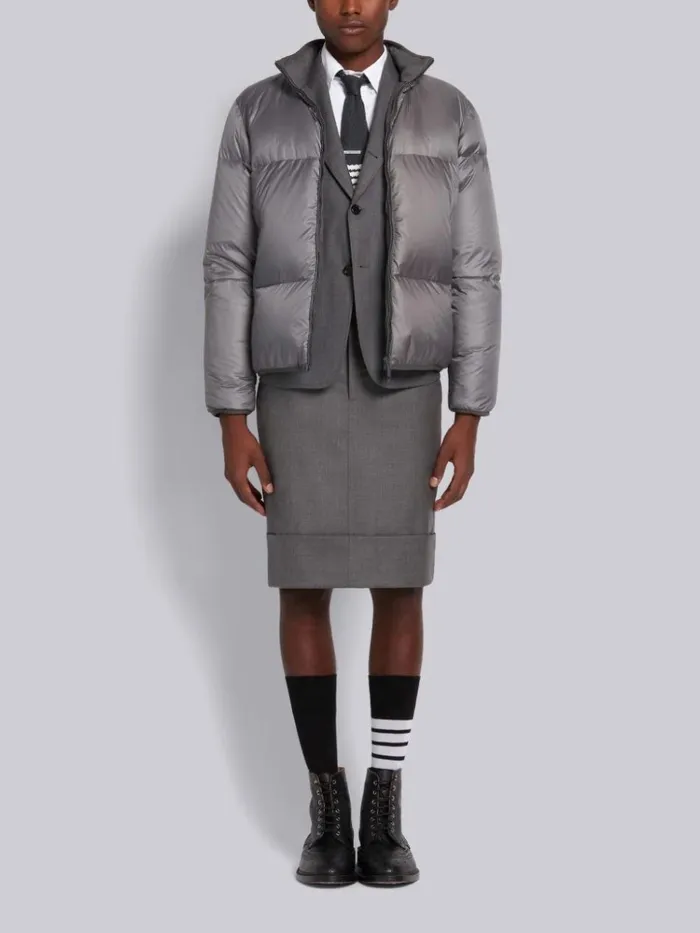 Classic Rise Knee Length Beltloop Skirt In Super 120s Twill Medium Grey Men Thom Browne Trousers Classic Rise Knee Length Beltloop Skirt In Super 120s Twill Medium Grey Men Thom Browne Trousers