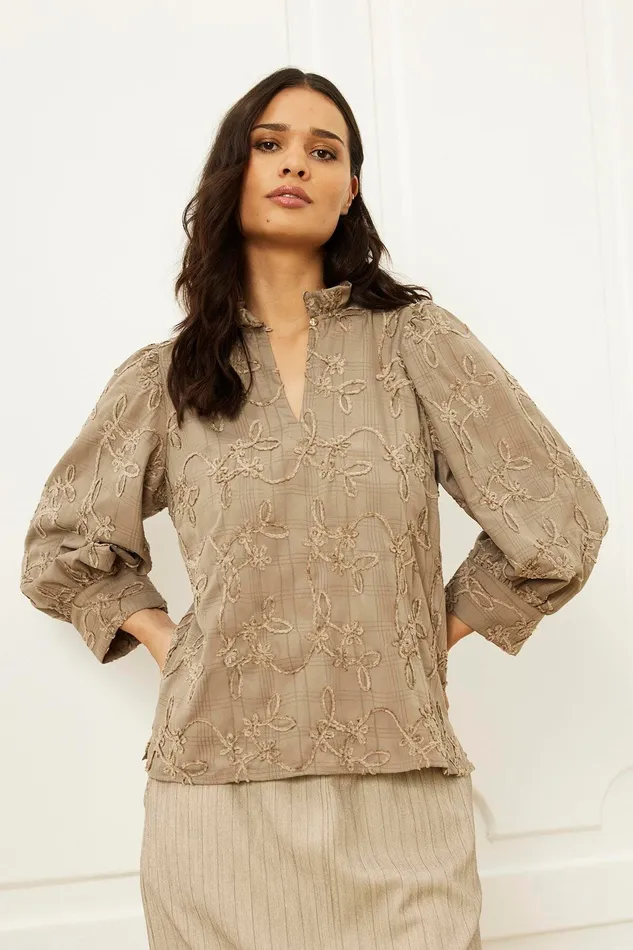 CORI BLOUSE 16058 804 Mocca 804 Women IN FRONT BLOUSES SHIRTS