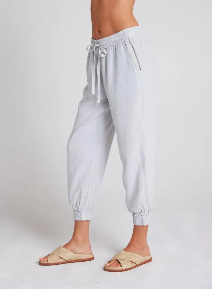 Easy Drawstring Jogger 8211 Foggy Sky Women Bella Dahl Pants Easy Drawstring Jogger 8211 Foggy Sky Women Bella Dahl Pants