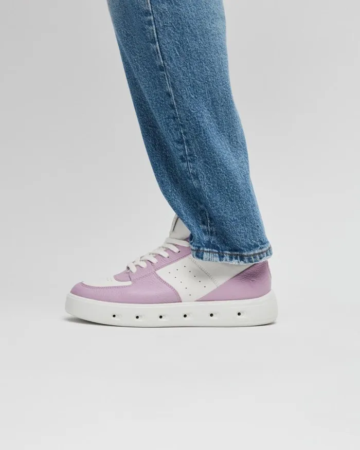 Ecco Sneakers Women ECCO Street 720 Pink Ecco Sneakers Women ECCO Street 720 Pink