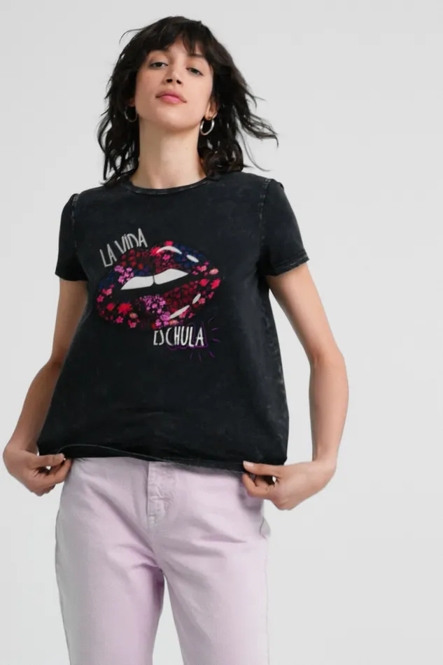 Embroidered Lip Patch Tshirt Women Desigual Tshirts