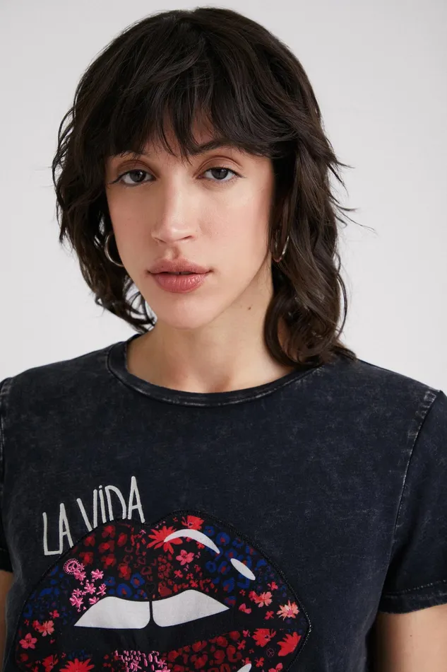 Embroidered Lip Patch Tshirt Women Desigual Tshirts
