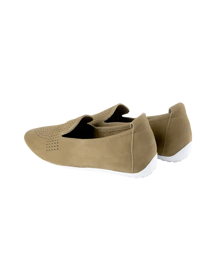 Fanhoo slip on Fanhoo slip on