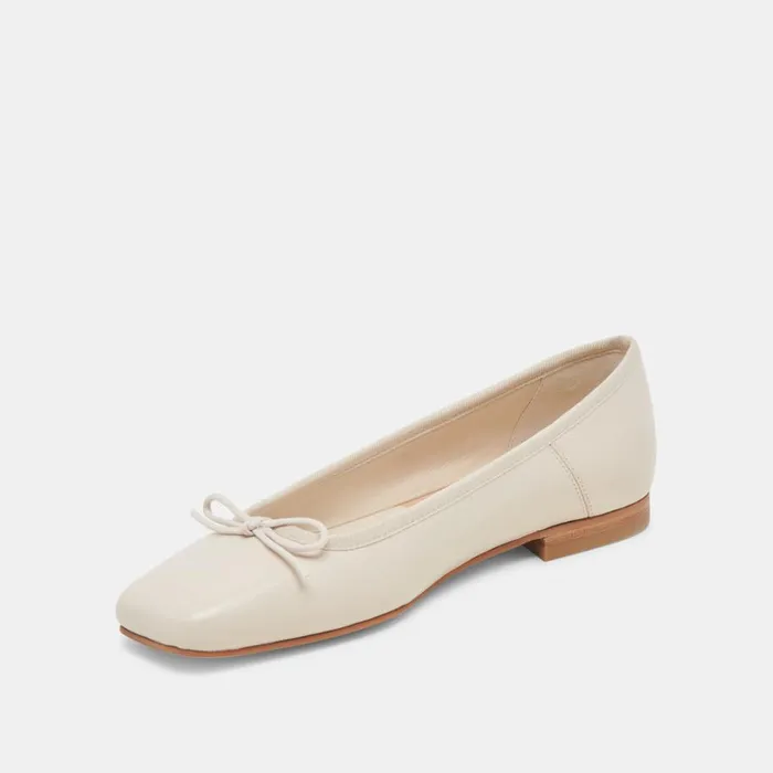 Flats and Loafers Women Dolce Vita Anisa Ballet Flats Creme Crinkle Patent