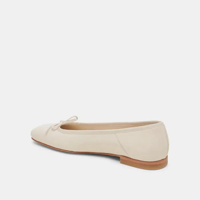 Flats and Loafers Women Dolce Vita Anisa Ballet Flats Creme Crinkle Patent