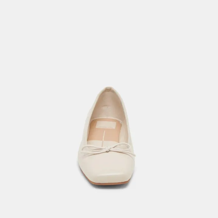 Flats and Loafers Women Dolce Vita Anisa Ballet Flats Creme Crinkle Patent