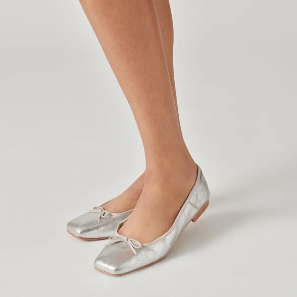 Flats and Loafers Women Dolce Vita Anisa Wide Ballet Flats Silver Distressed Leather