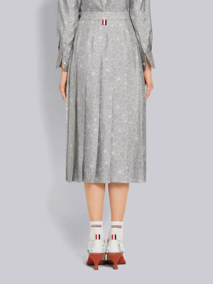 Floral Toile Printed Silk Dropped Back Below The Knee Pleated Skirt Medium Grey Women Thom Browne Skirts