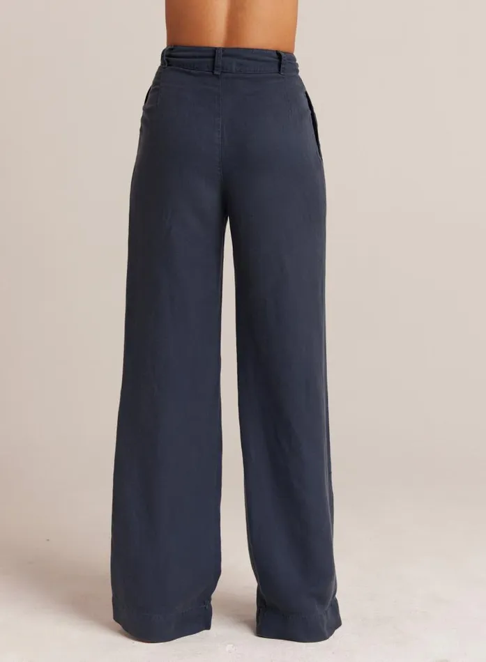 Greta Pleated Wide Leg Trouser 8211 Coastal Navy Women Bella Dahl Pants Greta Pleated Wide Leg Trouser 8211 Coastal Navy Women Bella Dahl Pants