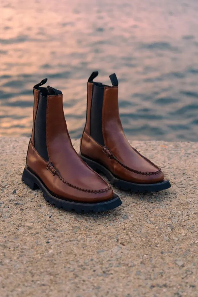 Hereu ALDA SPORT 8211 Tread Sole MidCalf Chelsea Boot Men Boots