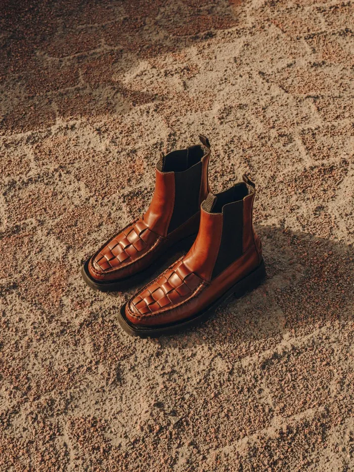 Hereu ALDA WOVEN SPORT 8211 Tread Sole Interwovendetail Chelsea Boot Women Boots