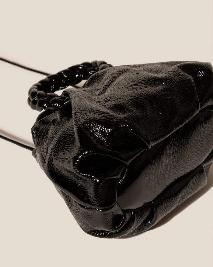 Hereu BOMBON CRINKLED GLOSSY 8211 Small Plaitedhandle Leather Crossbody Bag Women Crossbody Bags