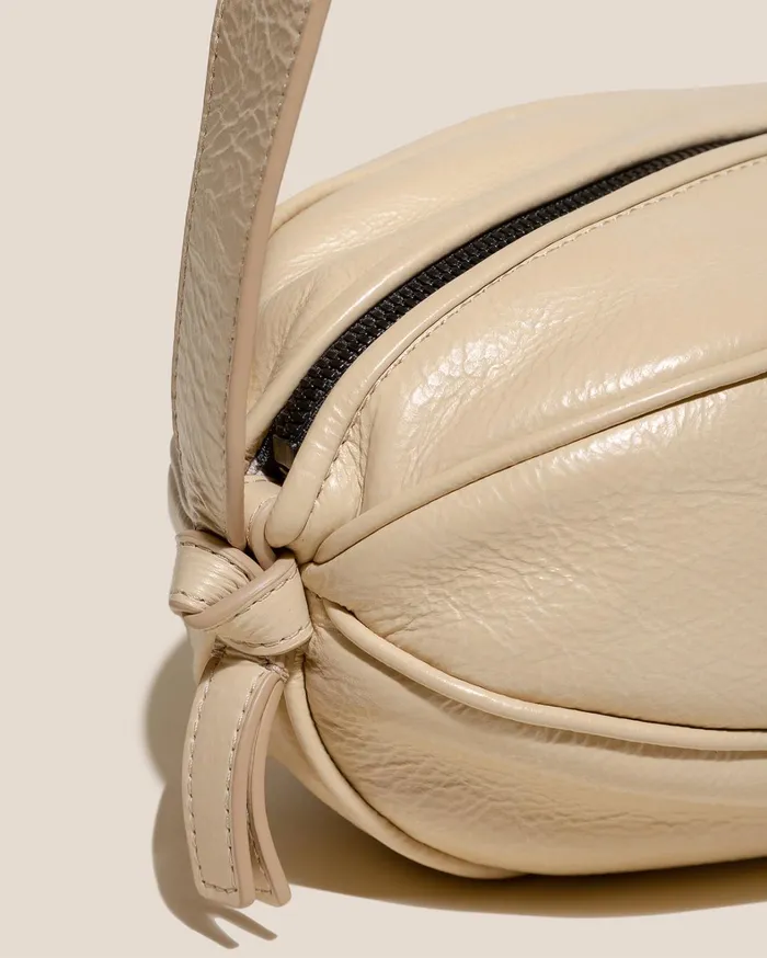 Hereu BOYA L DISTRESSED 8211 BallShaped Crossbody Bag WomenMen Crossbody Bags