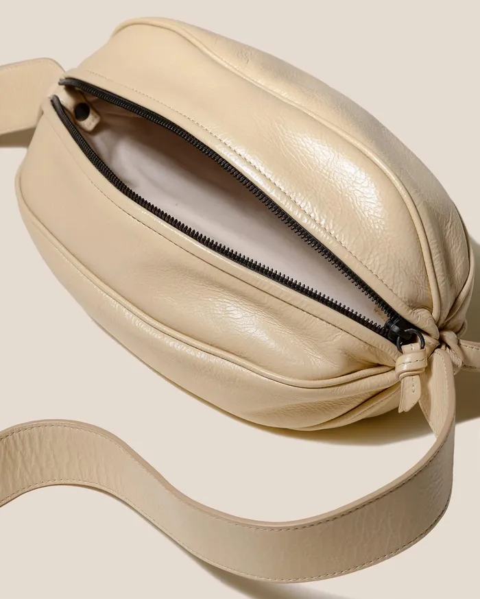 Hereu BOYA L DISTRESSED 8211 BallShaped Crossbody Bag WomenMen Crossbody Bags