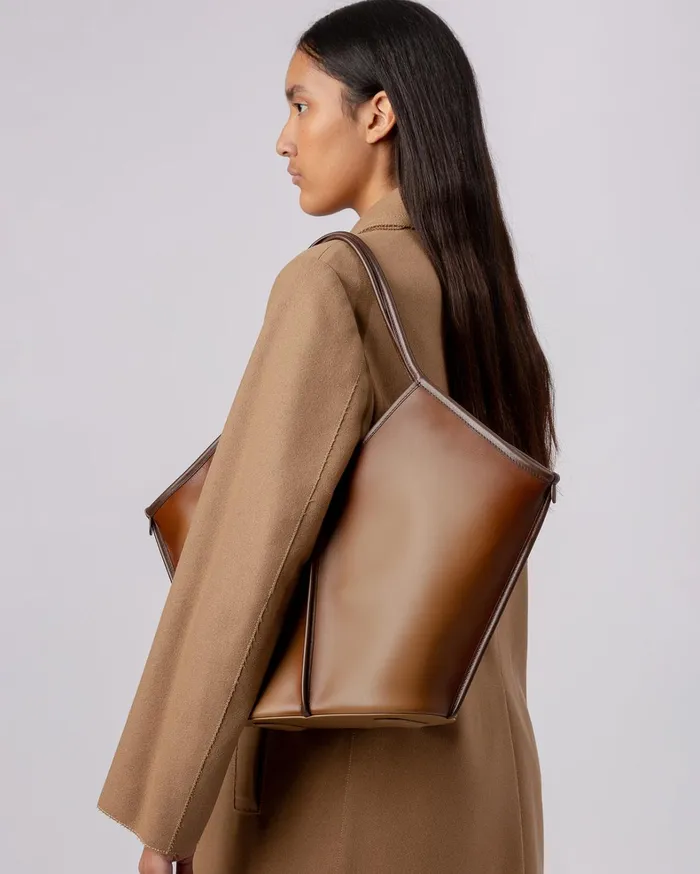 Hereu CALELLA AIRBRUSHED 8211 Leather Tote Bag WomenMen Shoulder Bags