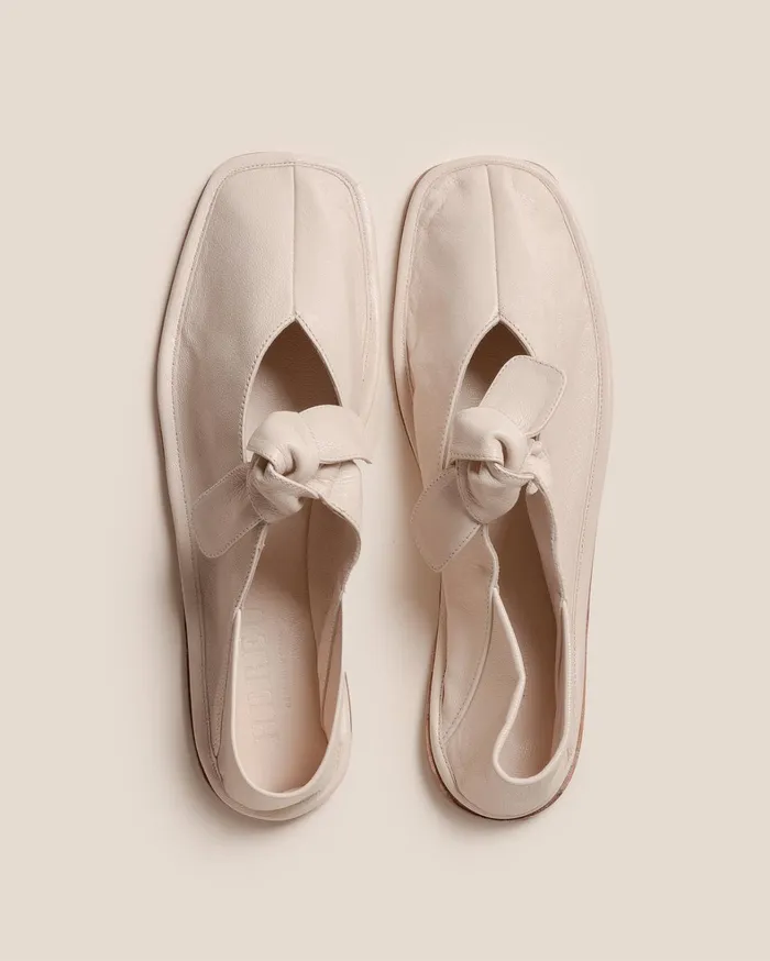 Hereu LLASADA SUPPLE SHINY 8211 FrontKnot Pump Women Soft Shoes