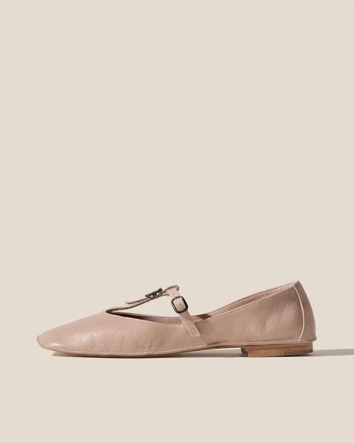 Hereu MANYOLA 8211 Soft TBar Women Soft Shoes