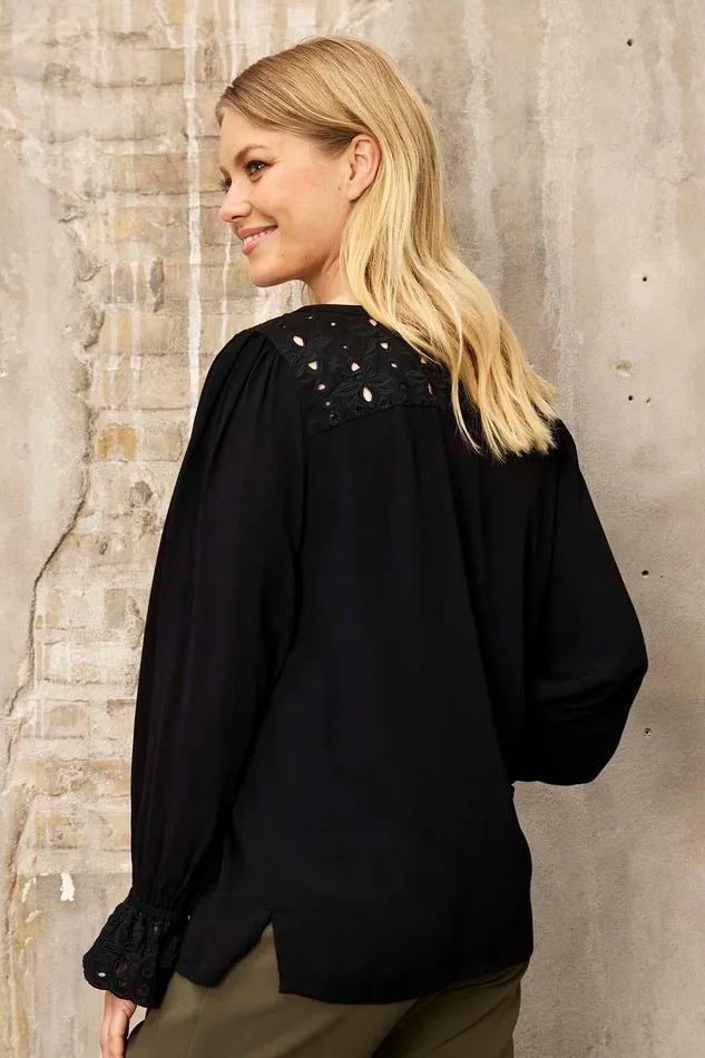 KAMMA BLOUSE 15860 999 Black 999 Women IN FRONT BLOUSES SHIRTS