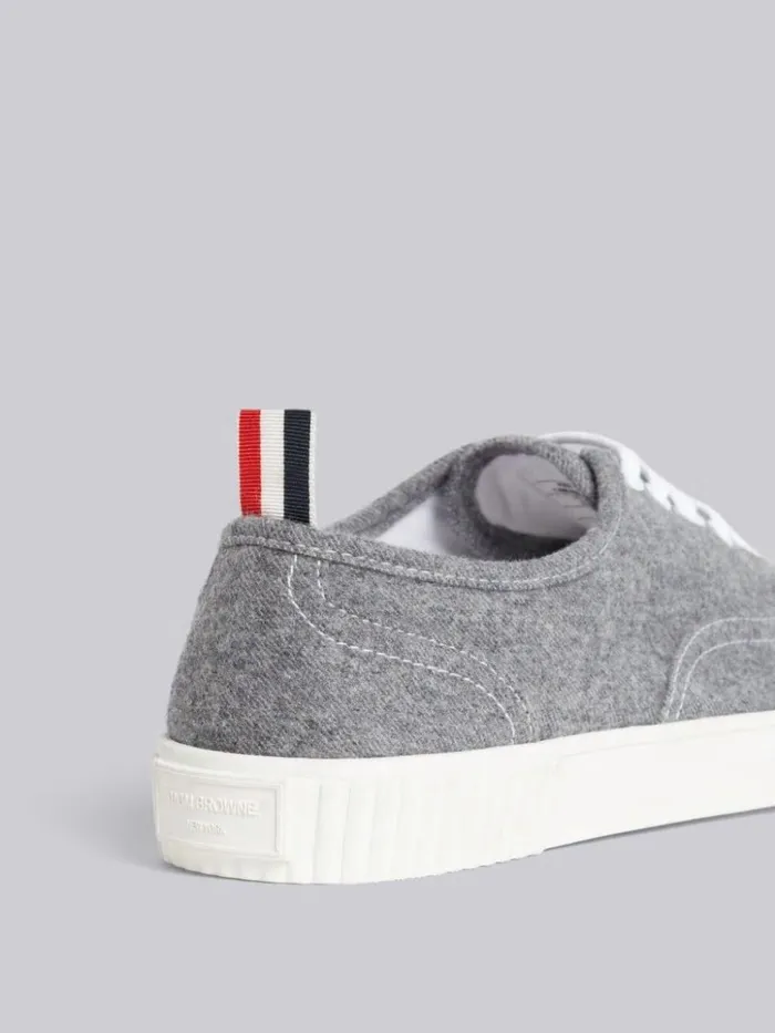Lightweight Boiled Wool Heritage Trainer Medium Grey Men Thom Browne Sneakers