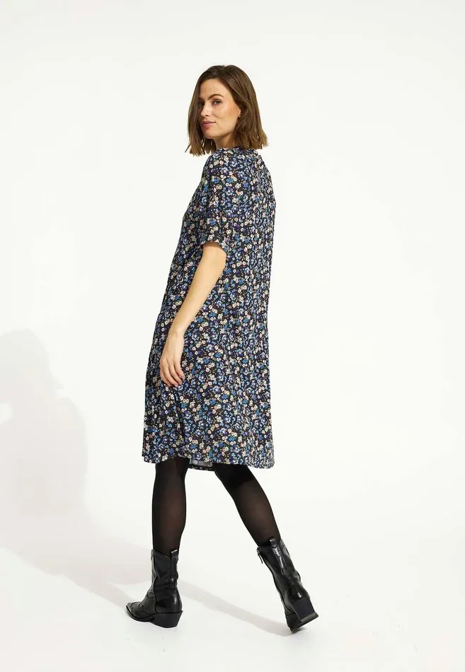 LUZIA DRESS 16566 501 Blue 501 Women IN FRONT DRESSES LUZIA DRESS 16566 501 Blue 501 Women IN FRONT DRESSES