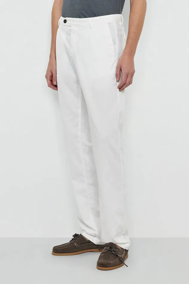 Men IONIO2 8211 Baby Corduroy Trousers 8211 Bianco Massimo Alba Trousers and Shorts Men IONIO2 8211 Baby Corduroy Trousers 8211 Bianco Massimo Alba Trousers and Shorts