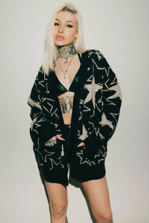 MenWomen The Graffiti Star Cardigan Black OTHER KNITWEAR