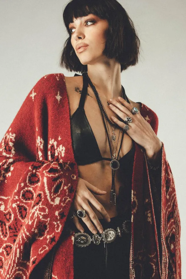 MenWomen Western Poncho Wine Paisley OTHER KNITWEAR