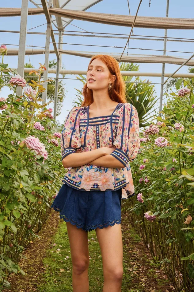 Navy Blue Richelieu Belted Euroflax Premium Linen Shorts Women FARM Rio Shorts Navy Blue Richelieu Belted Euroflax Premium Linen Shorts Women FARM Rio Shorts