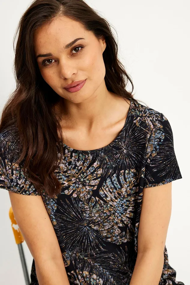 NELLA TSHIRT 15817 999 Black 999 Women IN FRONT TOPS TSHIRTS