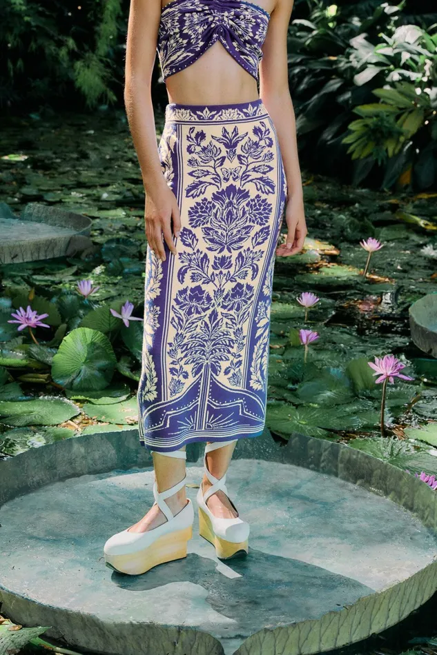 OffWhite Delicate Tapestry Knit Skirt Women FARM Rio Skirts OffWhite Delicate Tapestry Knit Skirt Women FARM Rio Skirts