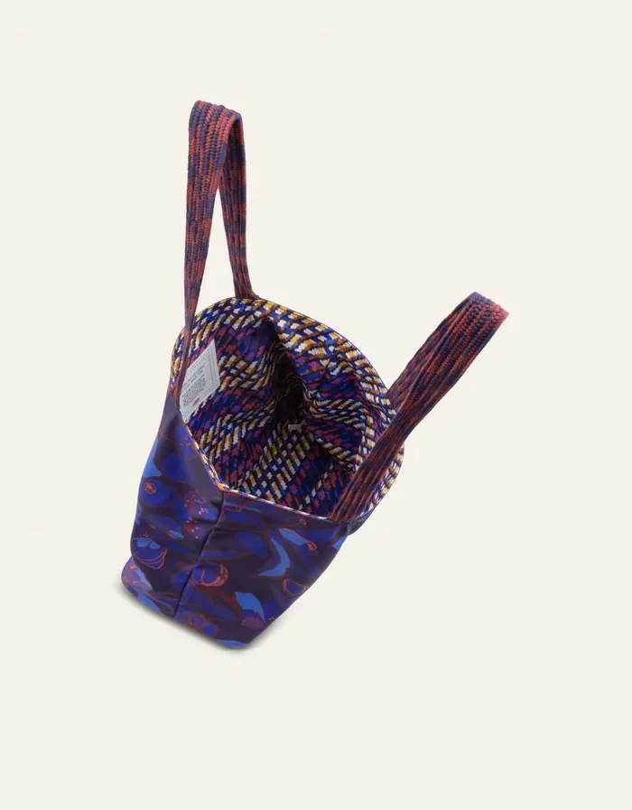 Oilily Shoppers Bags Romy Reversible Shopper Sketchy Flowereclipse Oilily Shoppers Bags Romy Reversible Shopper Sketchy Flowereclipse