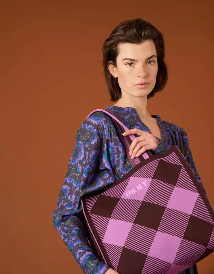 Oilily Shoppers Bags Susan Shopper Decadent Chocolate Oilily Shoppers Bags Susan Shopper Decadent Chocolate
