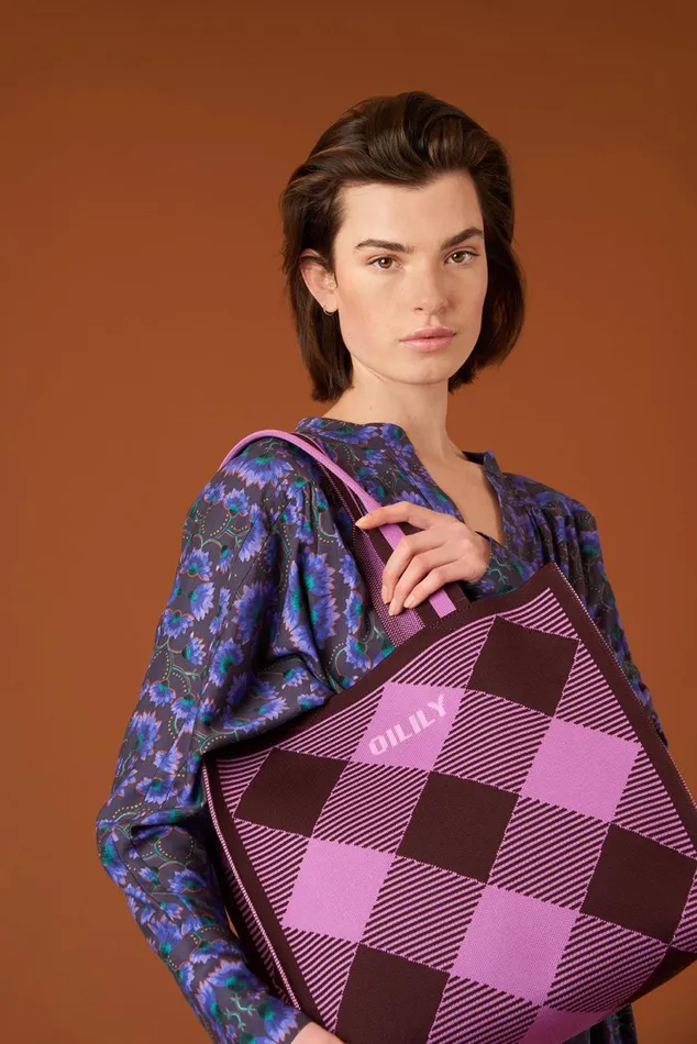 Oilily Shoppers Bags Susan Shopper Decadent Chocolate Oilily Shoppers Bags Susan Shopper Decadent Chocolate