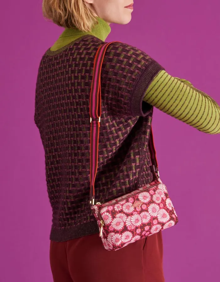 Oilily Shoulder Bags Bags Xena Shoulder Bag Jollychocolate Oilily Shoulder Bags Bags Xena Shoulder Bag Jollychocolate