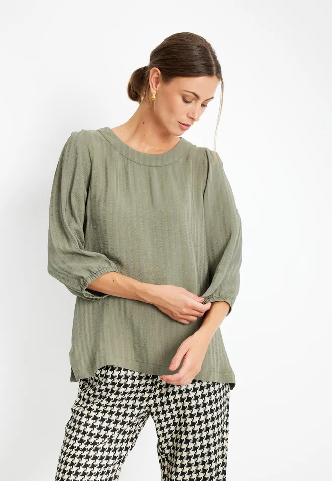 PAULINA BLOUSE 15313 615 Green 615 Women IN FRONT BLOUSES SHIRTS