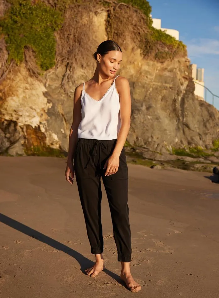 Pocket Jogger 8211 Vintage Black Women Bella Dahl Pants