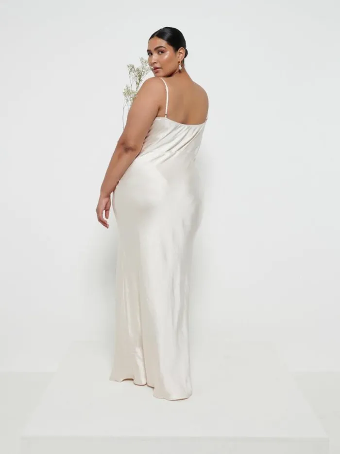 Pretty Lavish Bridesmaid Dresses Keisha Maxi Bridesmaid Dress Curve Champagne 8211 Women