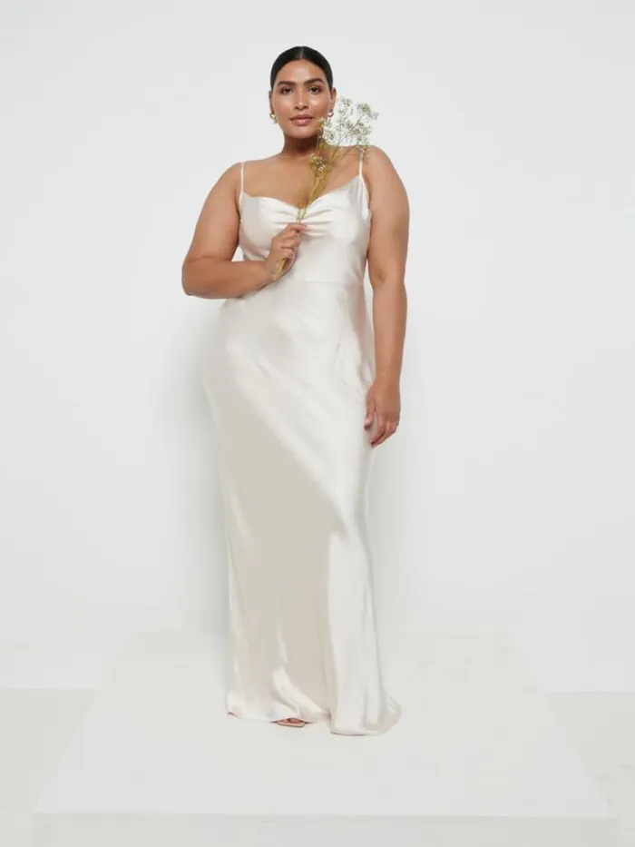Pretty Lavish Bridesmaid Dresses Keisha Maxi Bridesmaid Dress Curve Champagne 8211 Women