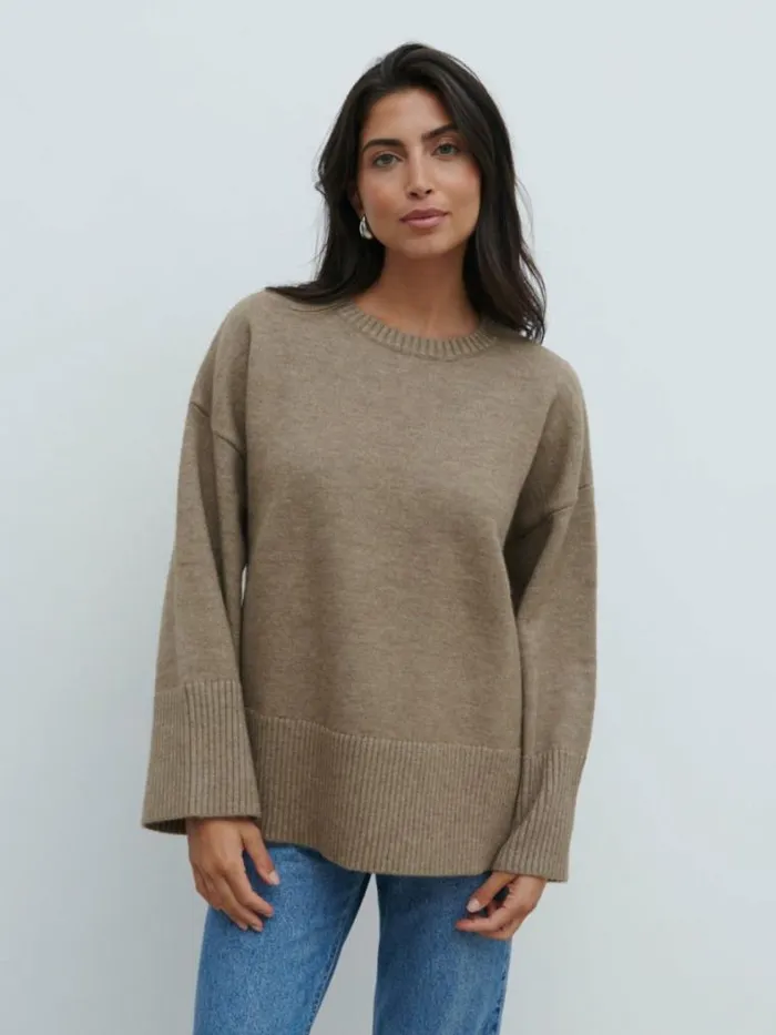 Pretty Lavish Knitwear Finnity Slouchy Crew Neck Knit Jumper Light Brown 8211 Women