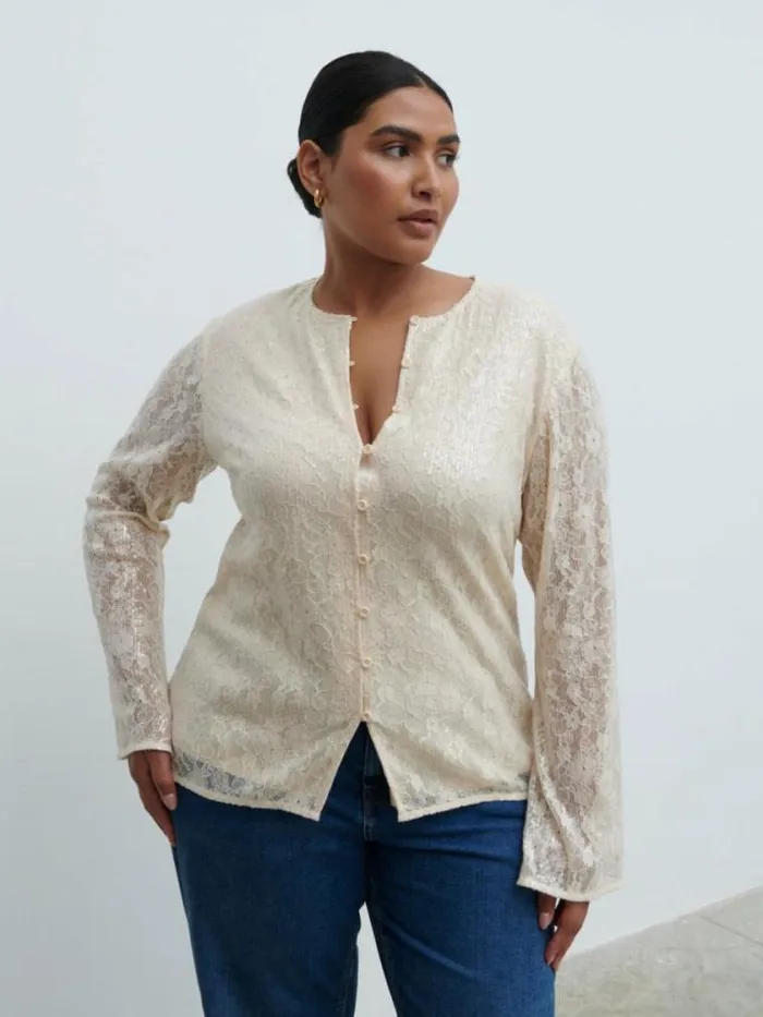 Pretty Lavish Tops Tai Sequin Lace Cardigan Curve Cream 8211 Women