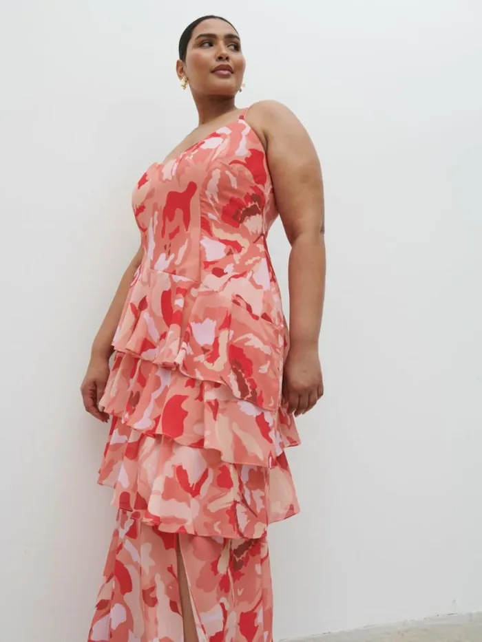 Pretty Lavish Wedding Guest Hettie Maxi Dress Curve Abstract Multi Floral 8211 Women