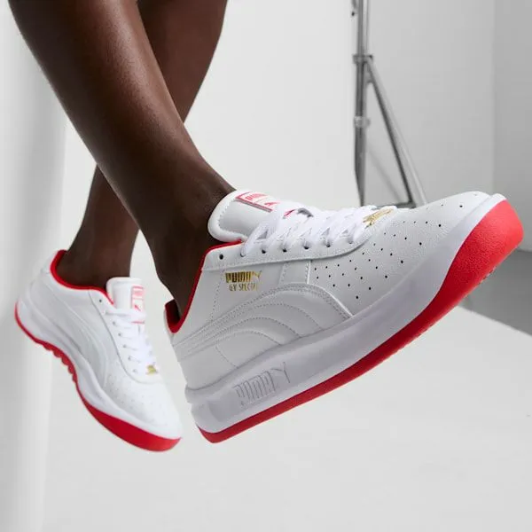 Puma Lifestyle GV Special Sneakers Puma Whitepop Redpuma Gold 8211 Women