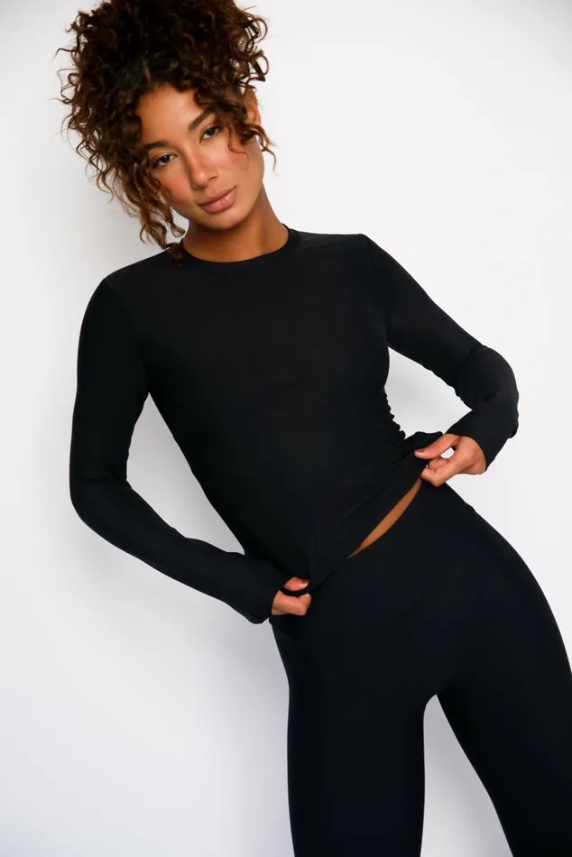 Skatie Active Tops Kendall Top Black 8211 Women